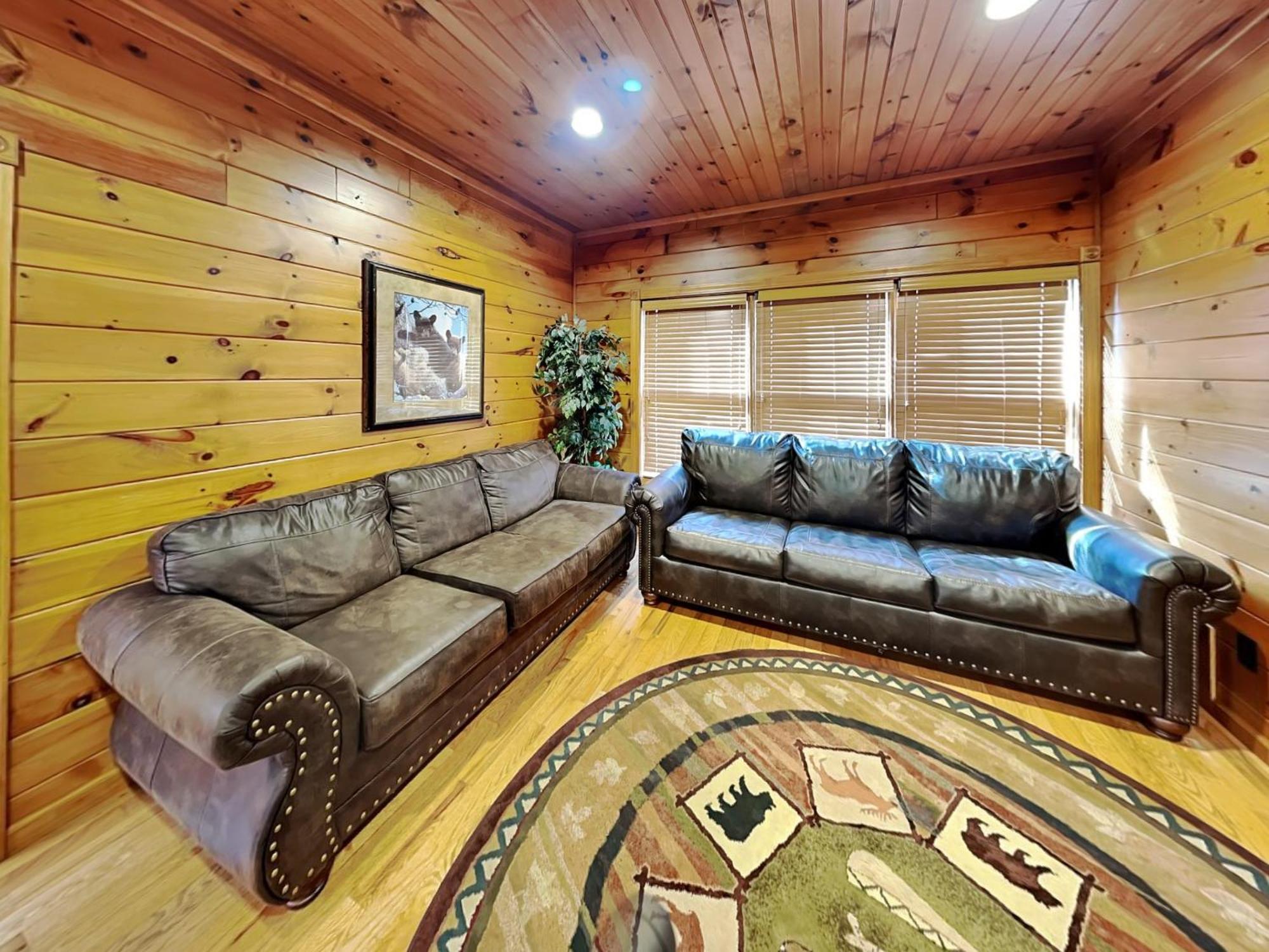 The Great Escape Ii, 5 Bedrooms, Sleeps 17, Game Room, Pool Access, Theater แกตลิงเบิร์ก ภายนอก รูปภาพ