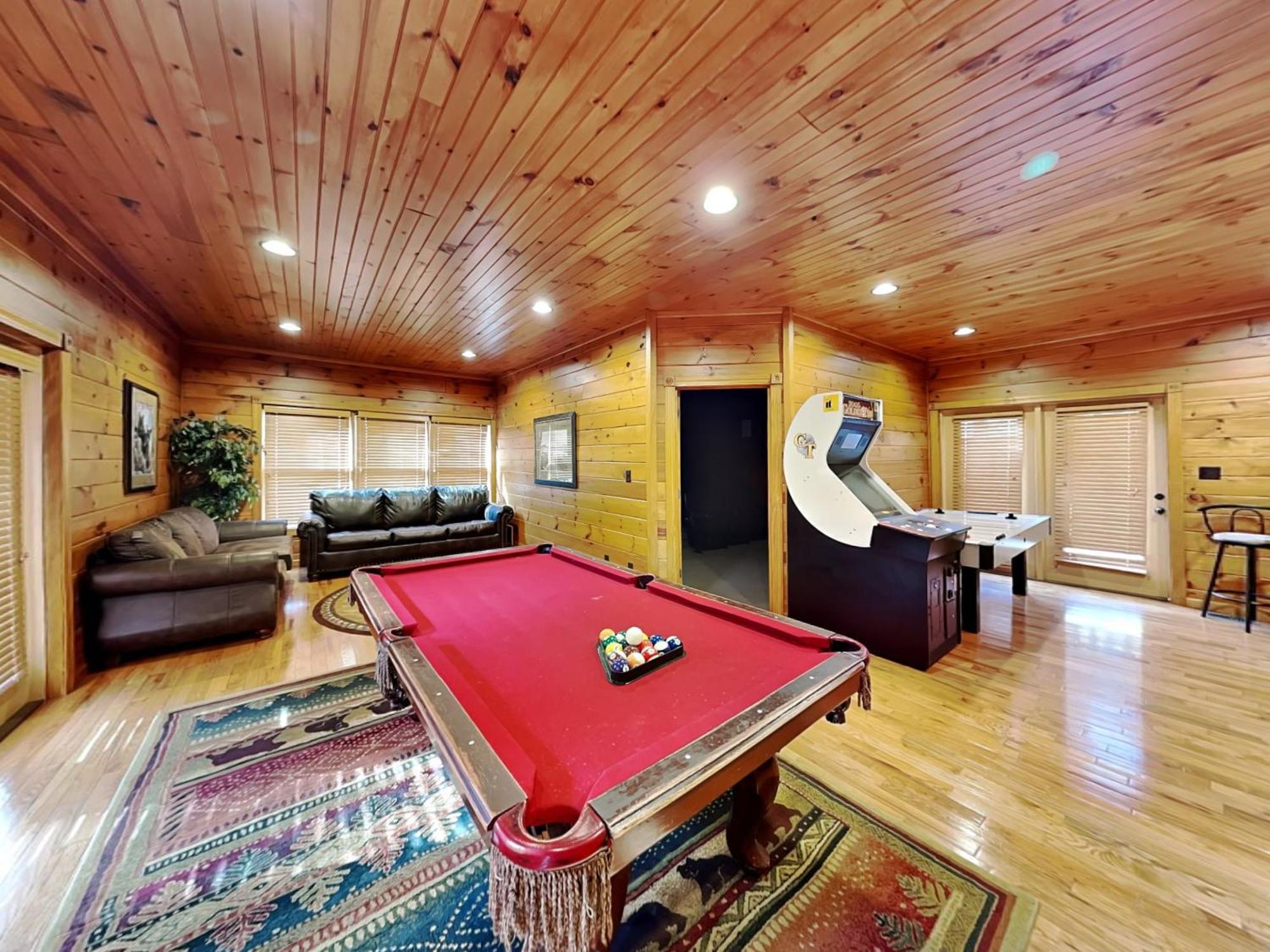 The Great Escape Ii, 5 Bedrooms, Sleeps 17, Game Room, Pool Access, Theater แกตลิงเบิร์ก ภายนอก รูปภาพ